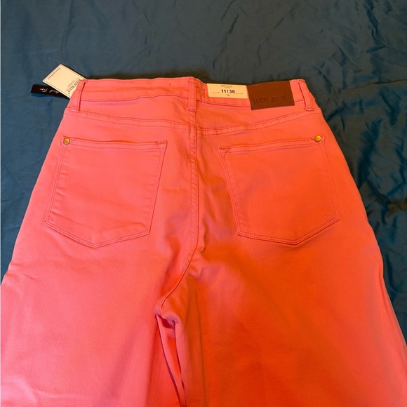 Judy Blue Pink Flare Wide Leg Jeans Crops - Picture 4 of 4